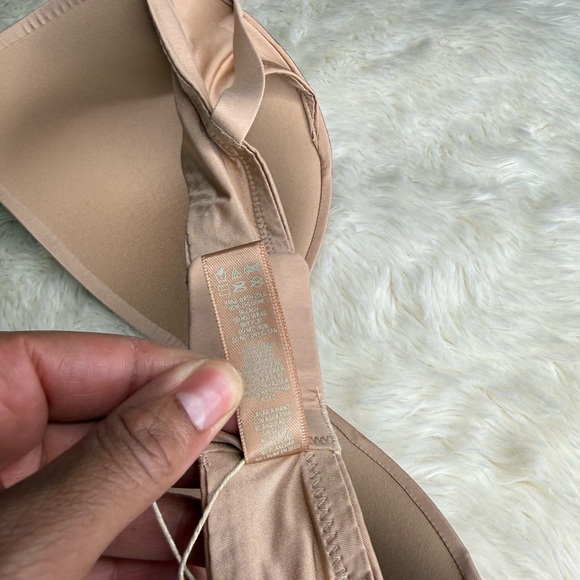 NWT Skims Wireless Form Push Up Plunge Bra Clay Tan Women Size 36DD - Picture 12 of 13